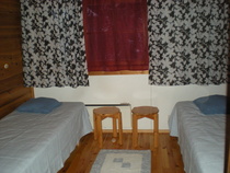 Alakerran toinen huone