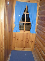 Eteinen (tuulikaappi)