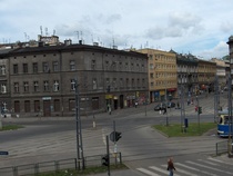 Vanhaankaupunkiin vievä katu hotellilta