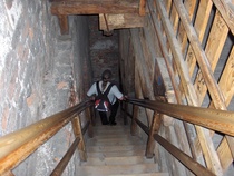 Wieliczkan suolakaivoksen portaat alas